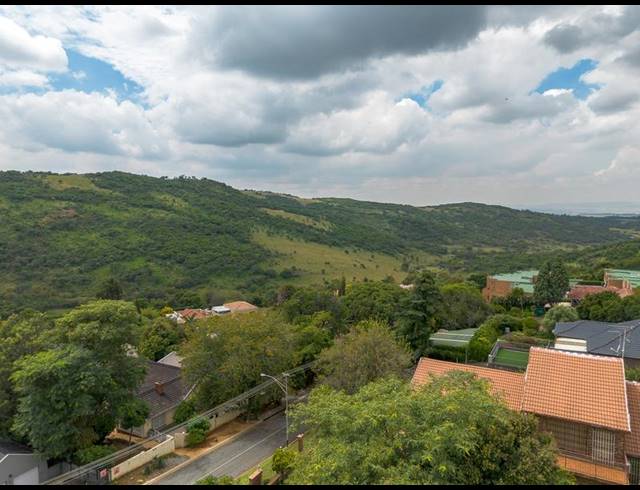 4 BEDROOM PROPERTY TO RENT IN MONDEOR